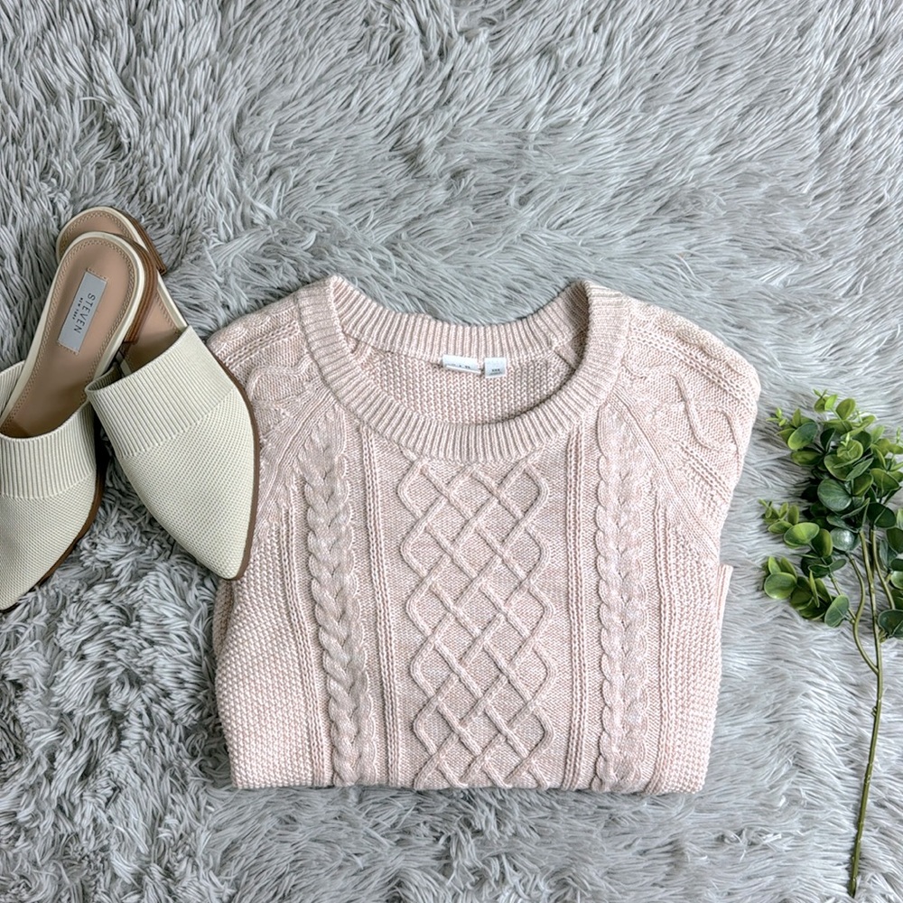 Gap pink chunky cable knit sweater size xxs